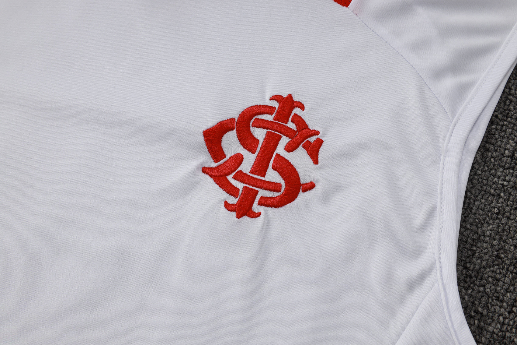 KIT DE TREINO CAMISETA INTERNACIONAL WHITE 25/26