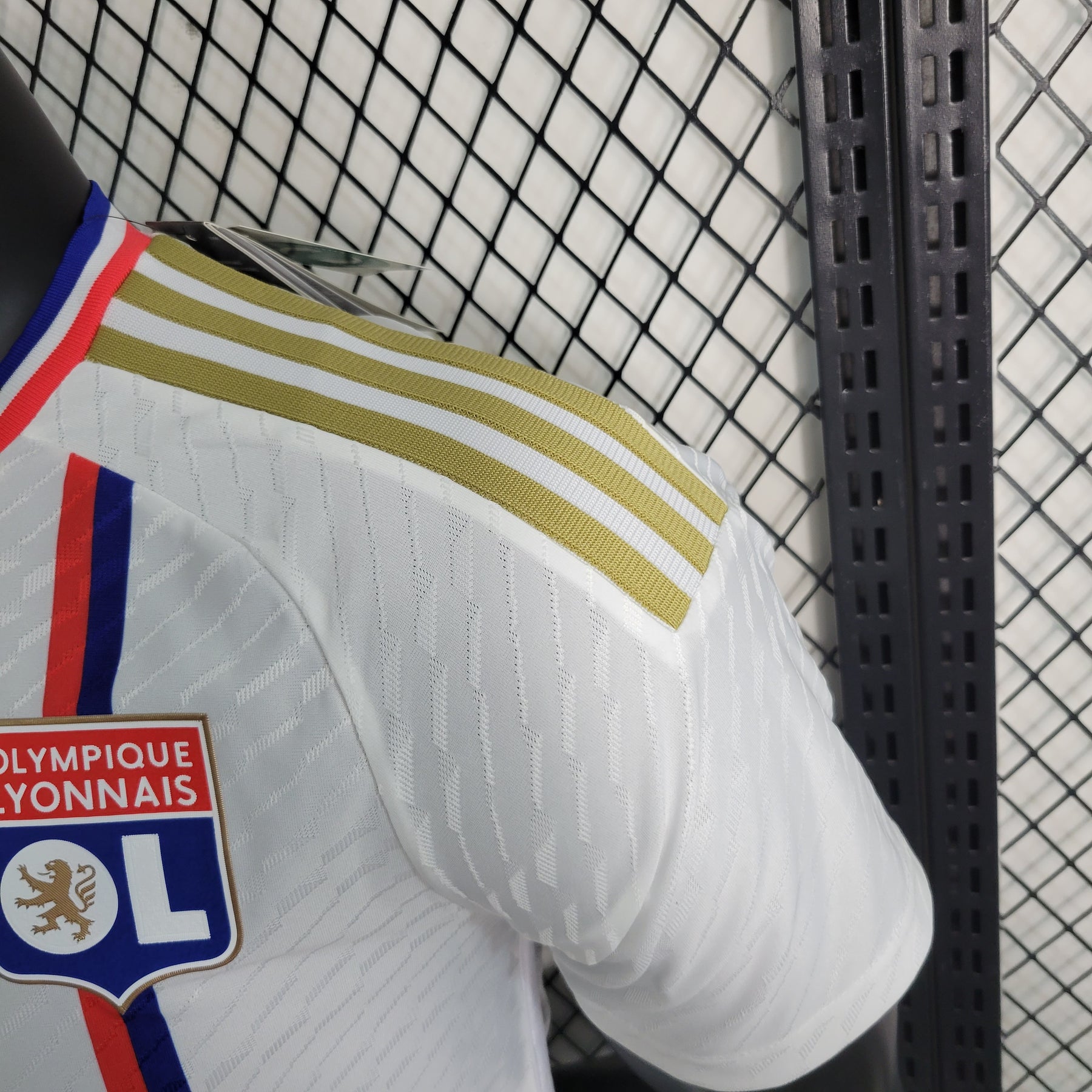 CAMISA LYON VERSÃO JOGADOR HOME 23/24