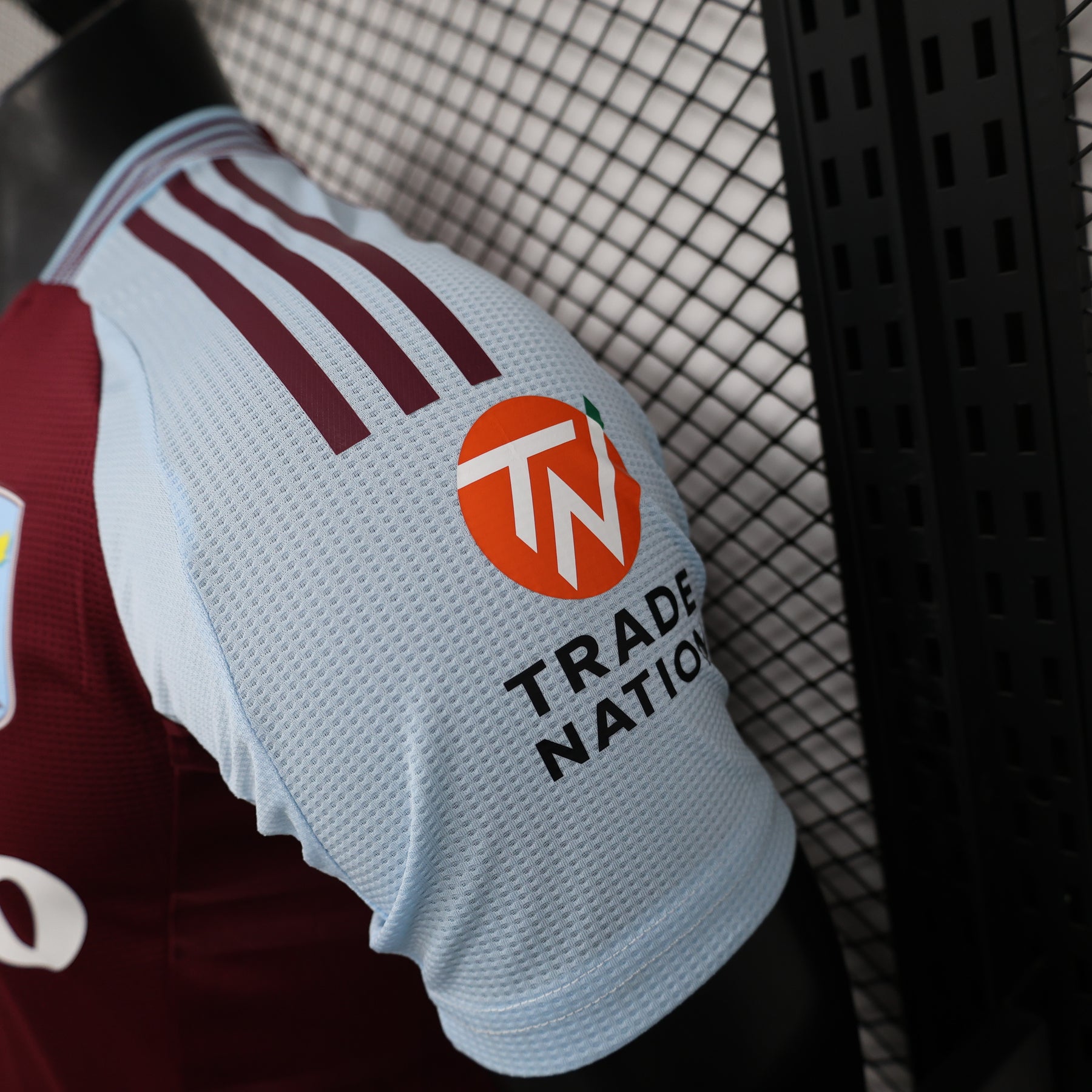 CAMISA ASTON VILLA VERSÃO JOGADOR HOME 24/25
