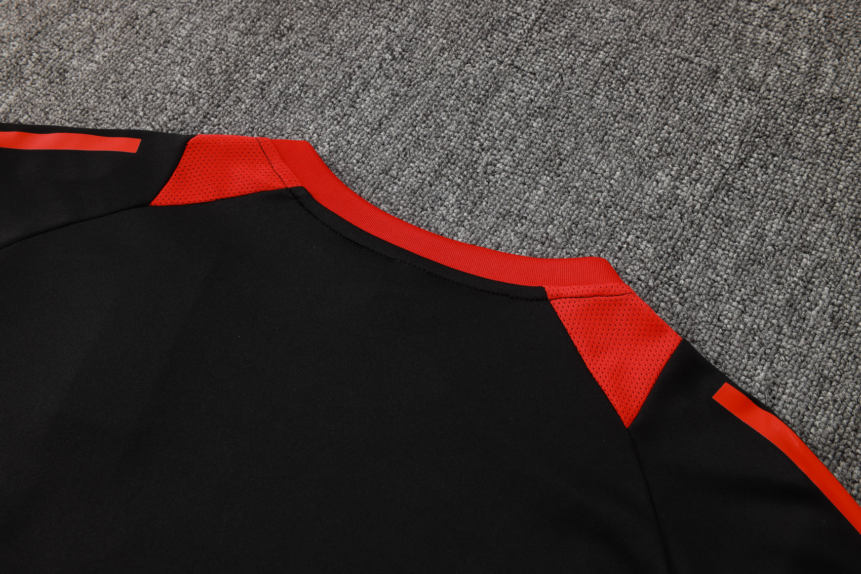 KIT DE TREINO INTERNACIONAL BLACK 25/26
