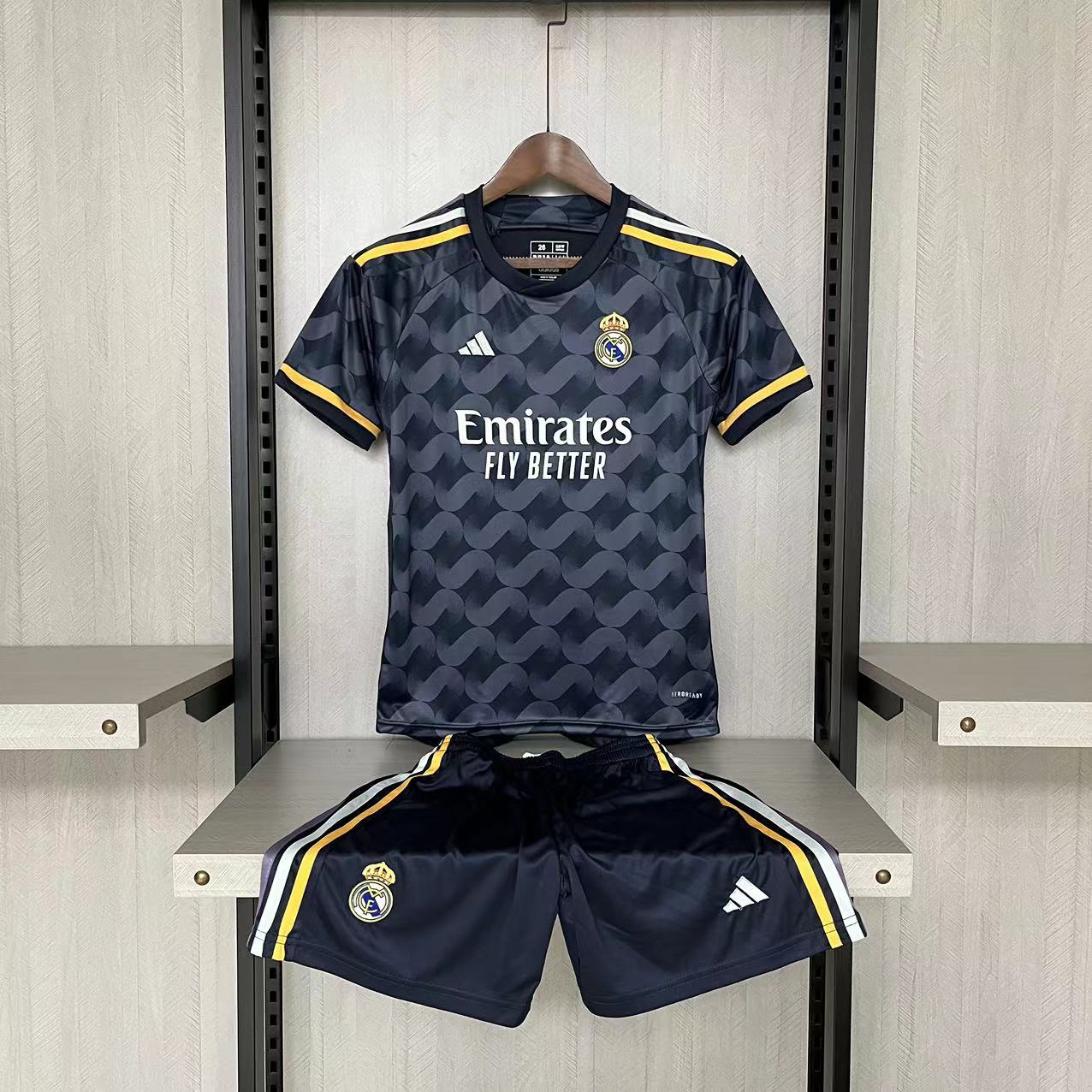 KIT INFANTIL REAL MADRID AWAY 23/24