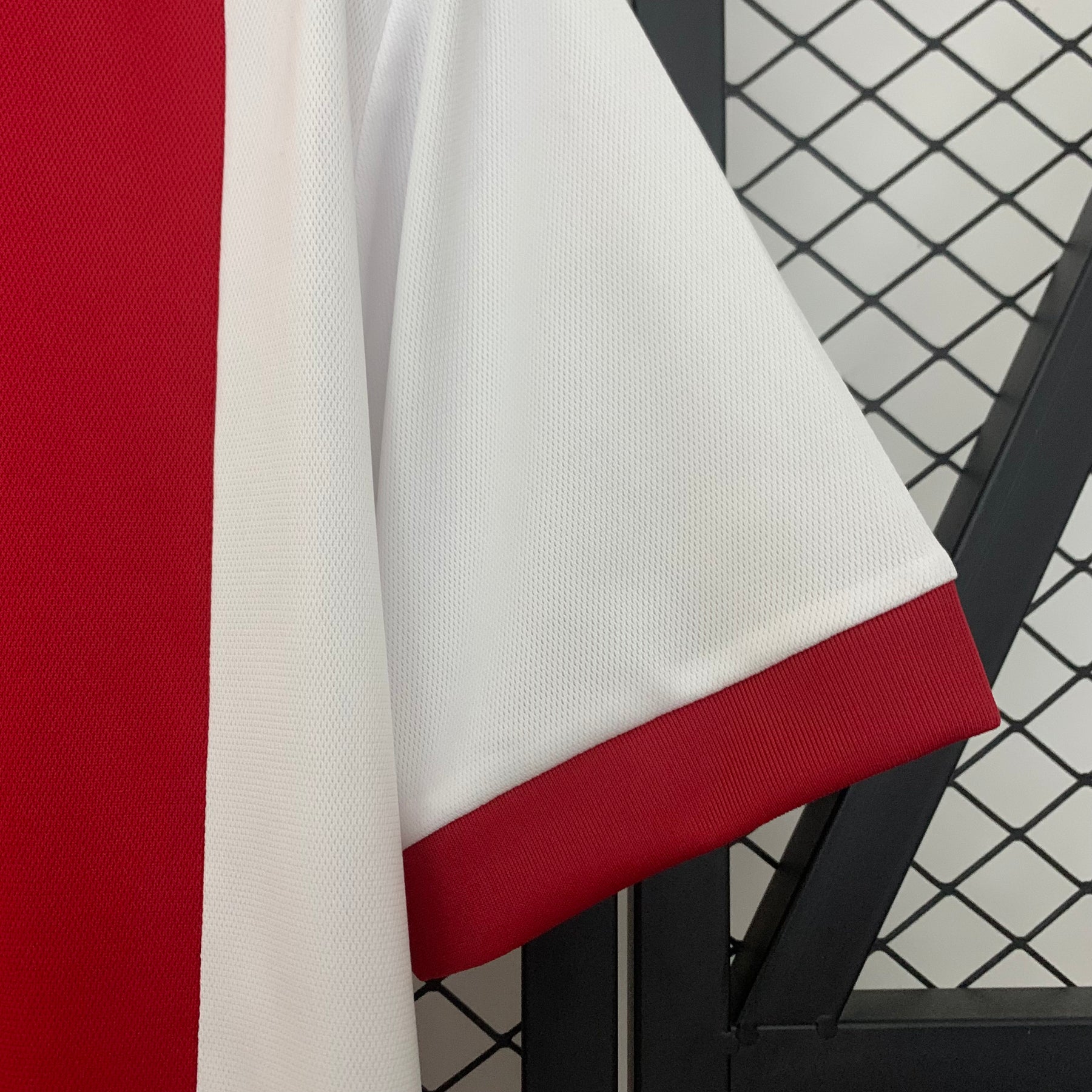 CAMISA AJAX EDIÇÃO COMEMORATIVA 25/26