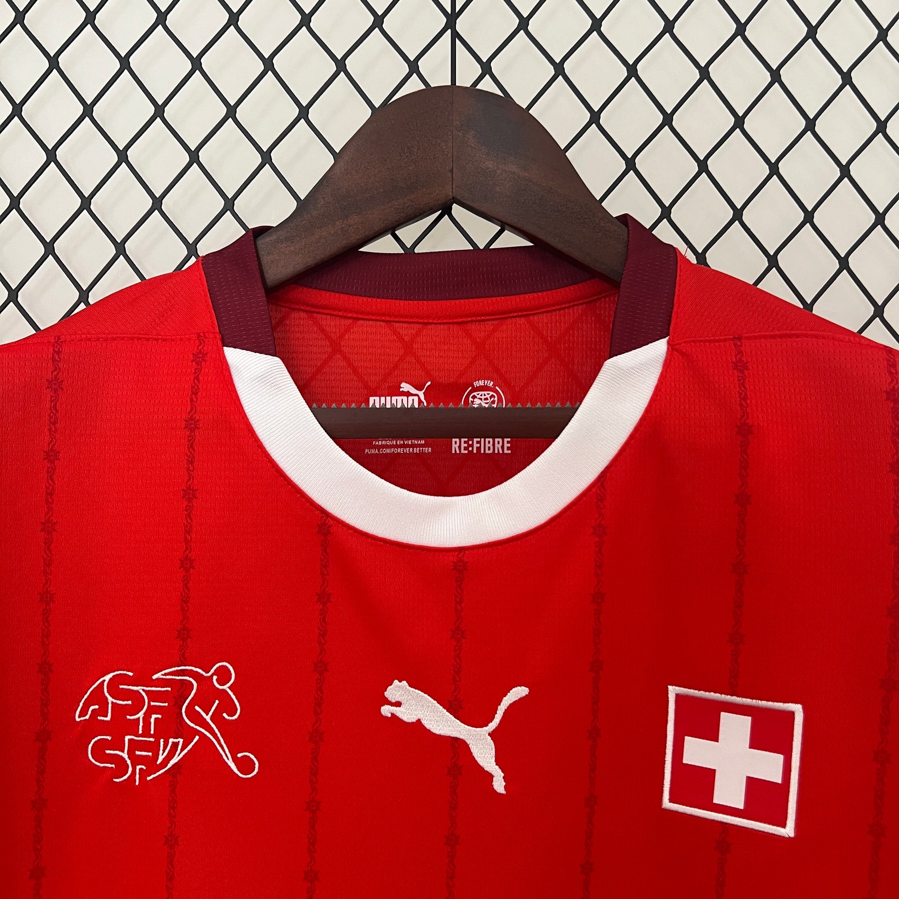 CAMISA SUIÇA HOME 24/25