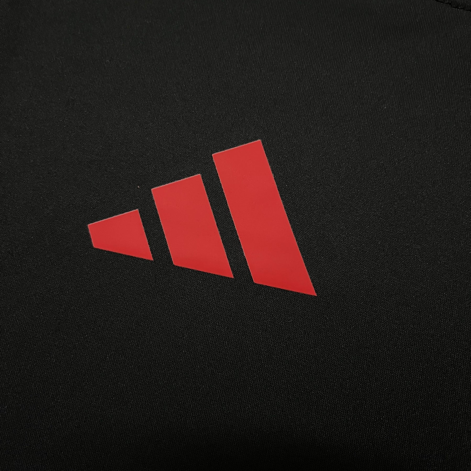 CAMISA INTERNACIONAL TREINO BLACK 25/26