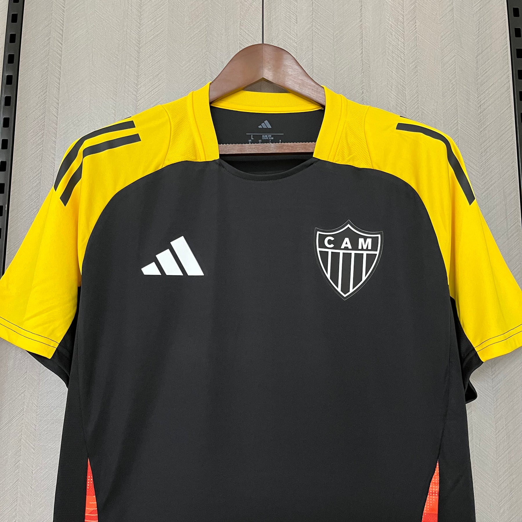 CAMISA ATLÉTICO MINEIRO TREINO BLACK 25/26