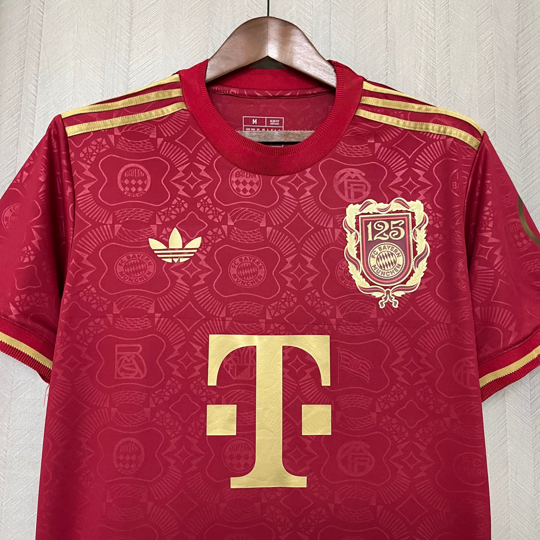 CAMISA BAYERN DE MUNICH EDIÇÃO ESPECIAL 25/26