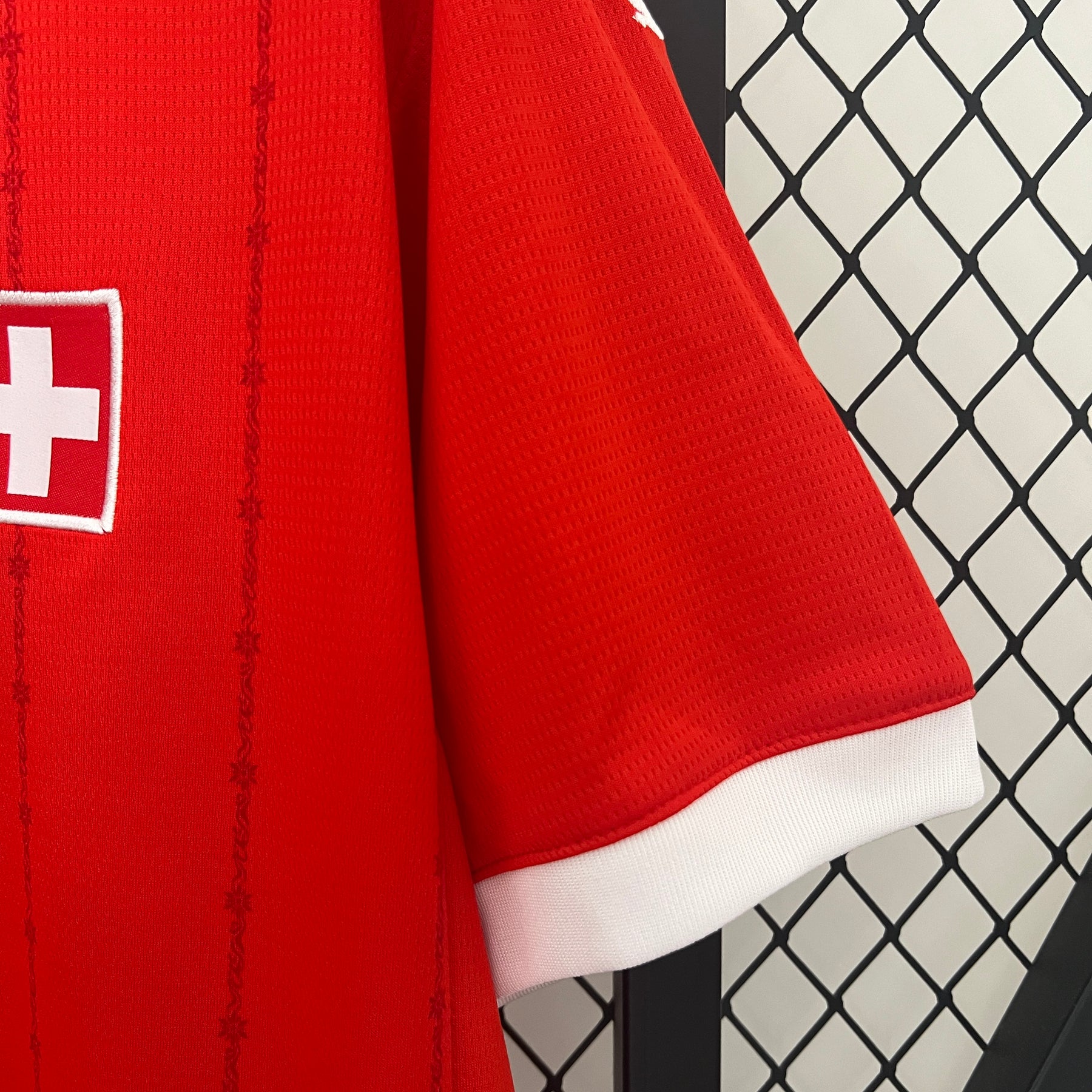 CAMISA SUIÇA HOME 24/25