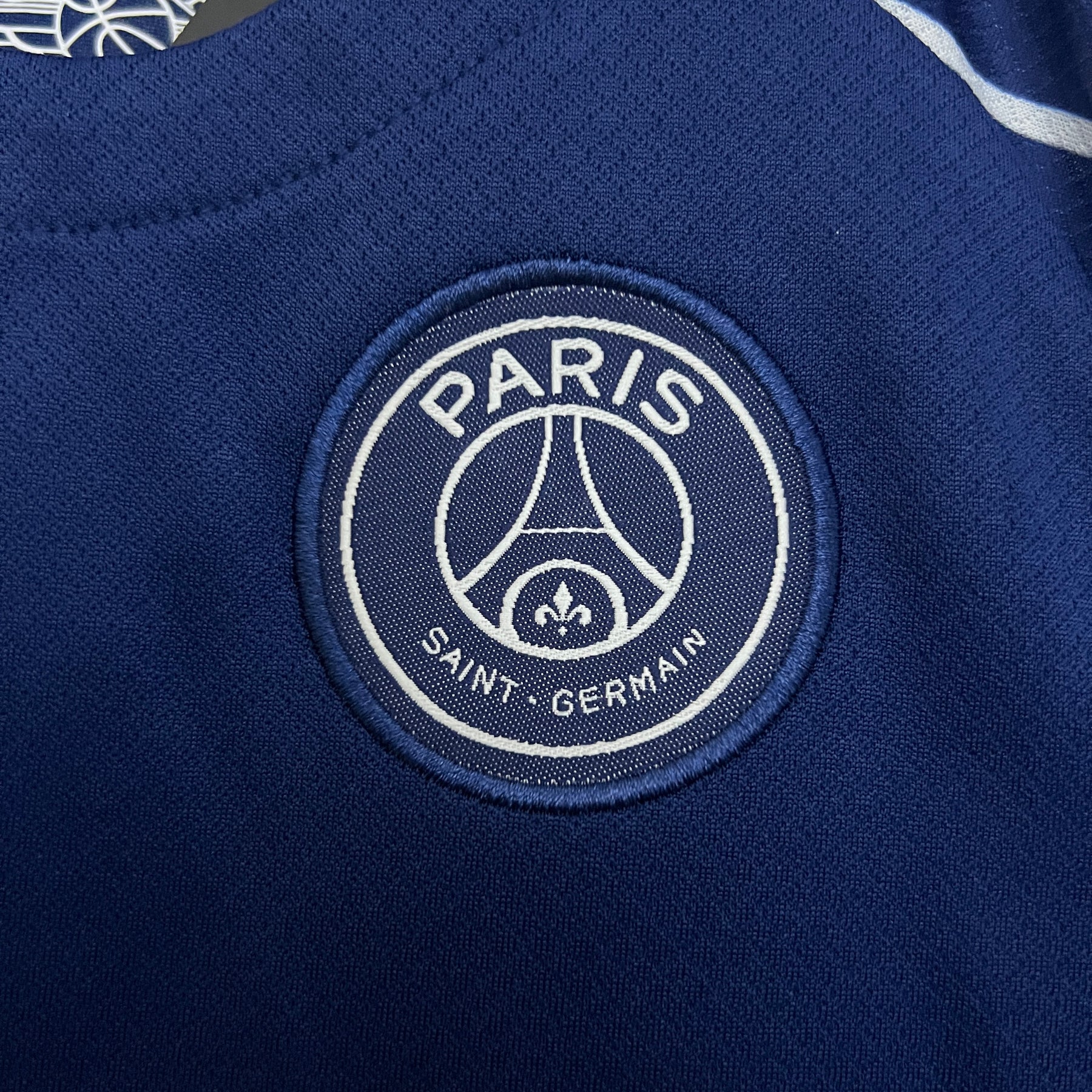 KIT INFANTIL MANGA LONGA PSG FOURTH 24/25
