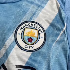 KIT INFANTIL MANCHESTER CITY HOME 25/26