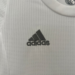 KIT INFANTIL RETRÔ REAL MADRID HOME 15/16