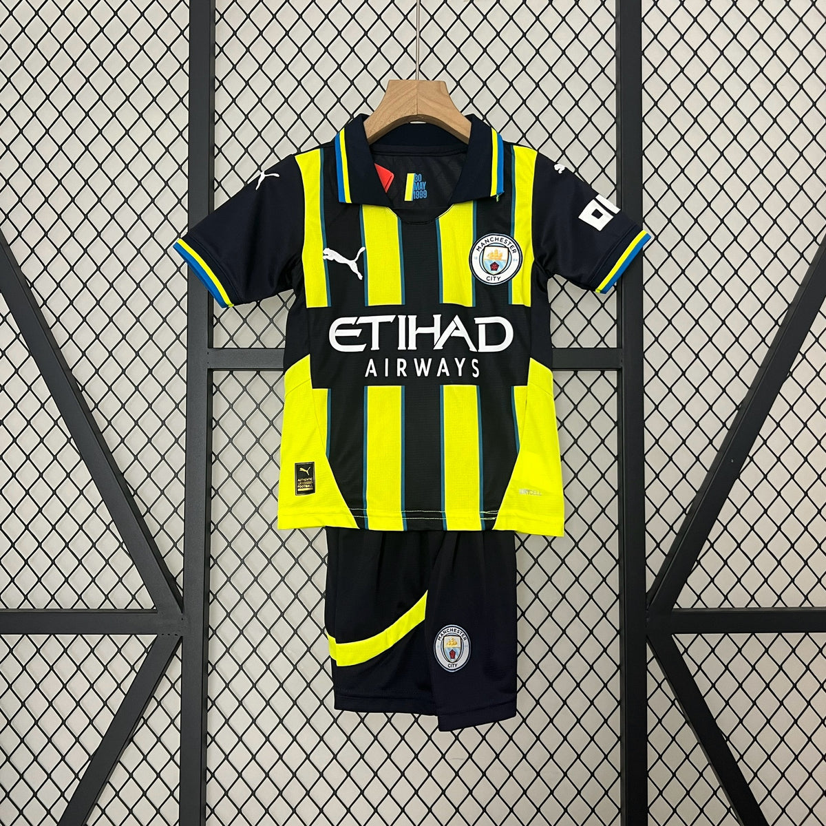 KIT INFANTIL MANCHESTER CITY AWAY 24/25