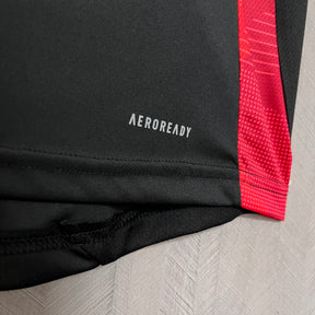 CAMISA INTERNACIONAL TREINO BLACK 25/26