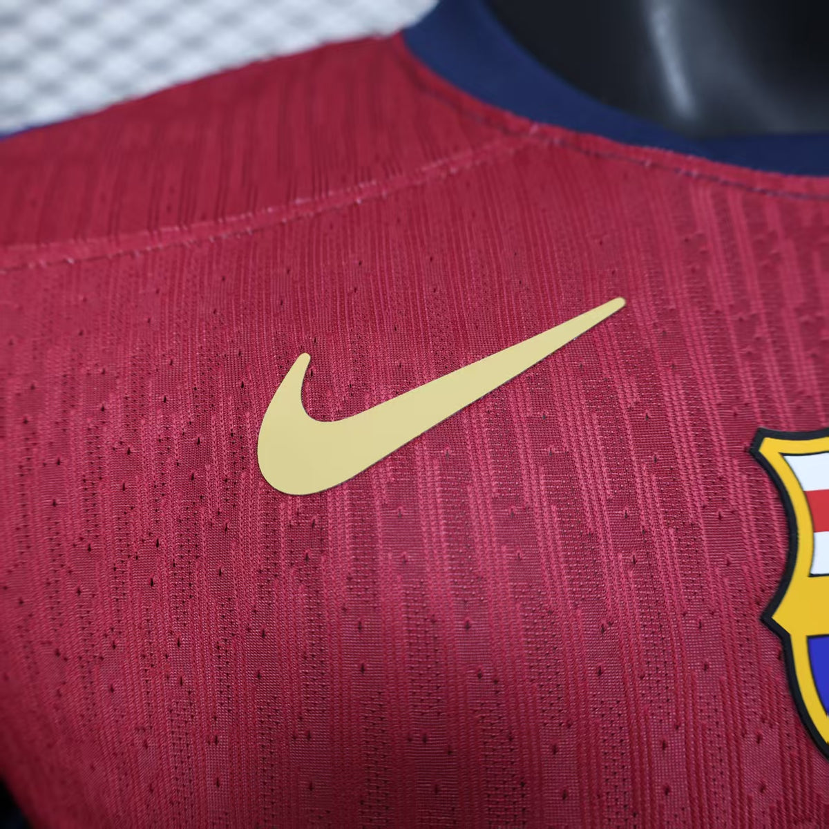 CAMISA BARCELONA & TRAVIS SCOTT VERSÃO JOGADOR HOME 24/25