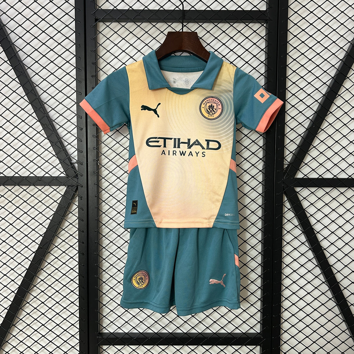 KIT INFANTIL MANCHESTER CITY FOURTH 24/25