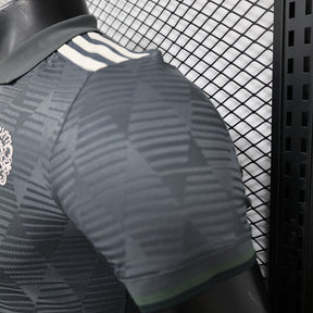 CAMISA BAYERN DE MUNICH VERSÃO JOGADOR FOURTH 24/25